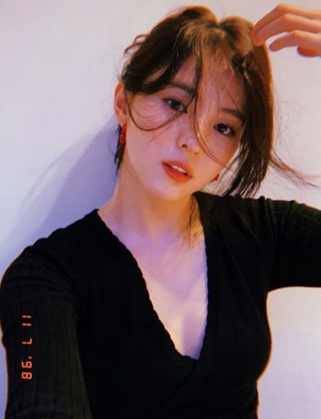 “여름!” 한소희, 섹시한 자태로 화보급 셀카