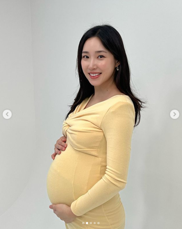임신 32주 최희, 만삭 D라인 공개...화사한 임산부