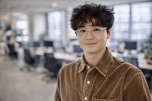 이종혁 PD "성인 애니도 OTT에서 통한다"...'테러맨', 히어로물 새 기준 ... - 뉴스 썸네일 이미지