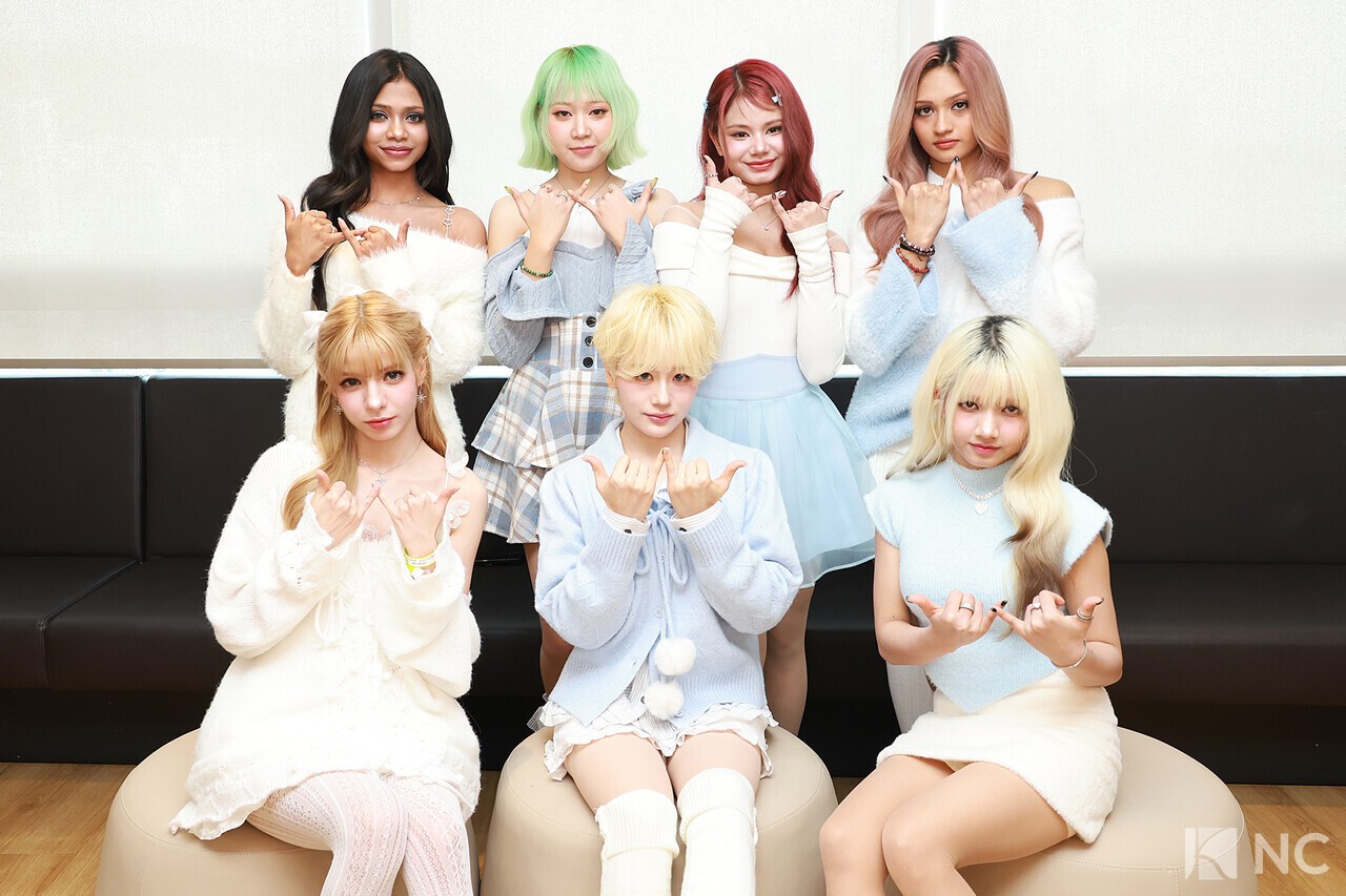 그룹 맵시(MEPC)가 뉴스컬처와의 인터뷰에 앞서 포즈를 취하고 있다. 사진=김규빈 기자