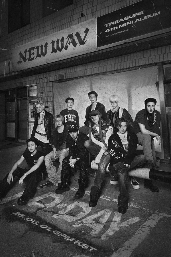 TREASURE、新たな時代の幕開け 『NEW WAV』先行注文100万枚突破 < 일문
