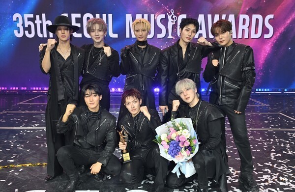 ATEEZ Takes Top Honor at 35th Seoul Music Awards; Lee Chan-won