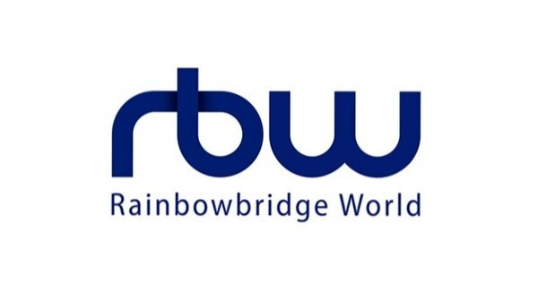 RBW 레이블 체제 전면 재편...'독자적 IT 자생력·IP 밸류업' 승부수 - 뉴스 썸네일 이미지