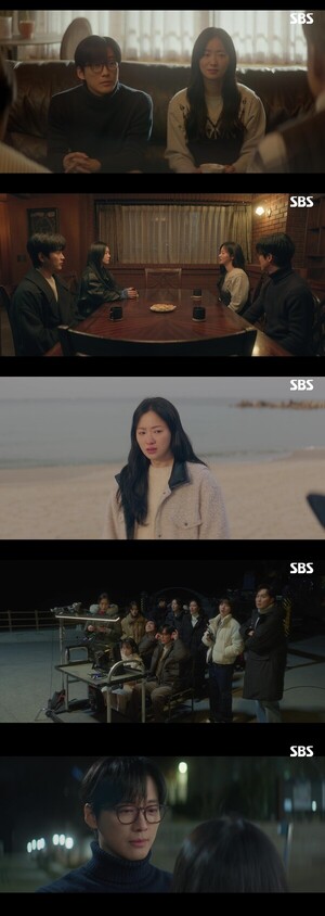 전여빈, 결국 쓰러졌다...촬영 중단('<b>우리영화</b>')